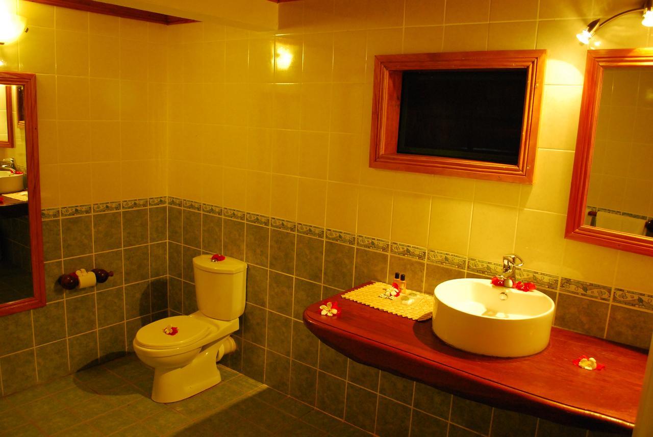 Amoa Resort Tuasivi Habitación foto